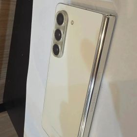 値下げ Galaxy z fold 5 512GB 中古品 SIMフリー 韓国版