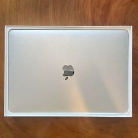 Apple MacBook Pro 13インチ2017 本体 箱充電器付き