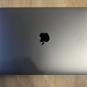 Apple MacBook Air (2020年モデル)