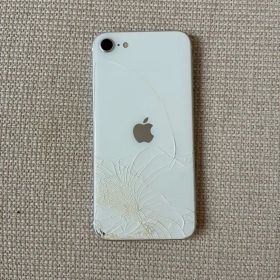 【ジャンク品】Apple iPhoneSE2 ホワイト 本体