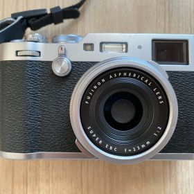 Fujifilm X100F 本体レンズ箱付き 説明書付き