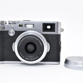 ★極上★ フジフイルム FUJIFILM X100F シルバー 《ショット数2675回！レンズキャップ付き！》★完動品★ #521P951A510148