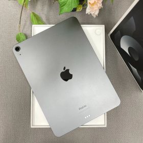 新品同様 iPad Air(第5世代) 256GB スペースグレイ Wi-Fi モデル 送料無料