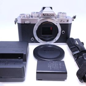 【7,384回】Nikon Z fc ボディ Zfc シルバー ミラーレス一眼カメラ