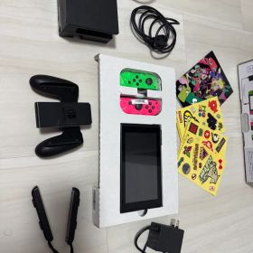 Nintendo Switch グリーン/ピンク 本体