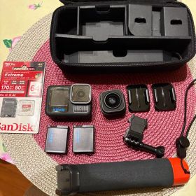 GoPro Hero 13 アクションカメラ本体とアクセサリー