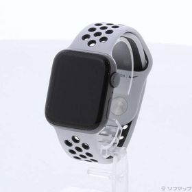 〔中古〕Apple(アップル) Apple Watch SE 第2世代 GPS 40mm スペースグレイアルミニウムケース ピュアプラチナム／ブラックNikeスポーツバンド〔377-ud〕