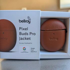 bellroy Pixel Buds Pro Jacket ブラウン