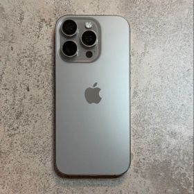【極美品】Apple iPhone 16 Pro 256GB SIMフリー