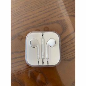 アップル(Apple)のEarPods （3.5 mmヘッドフォンプラグ）(ストラップ/イヤホンジャック)