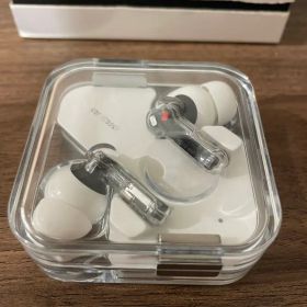 【中古美品】Nothing Ear (2) ワイヤレスイヤホン