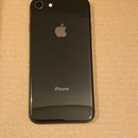 Apple iPhone 8 本体