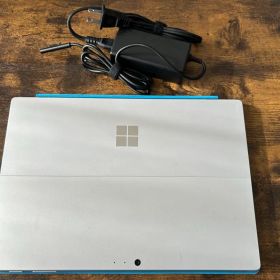 Microsoft Surface Pro 5 Windows11