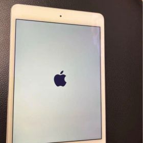 iPad mini 4 シルバー wifi 128 本体