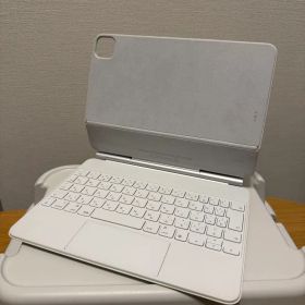 Apple MagicKeyboard 11インチ用【中古】