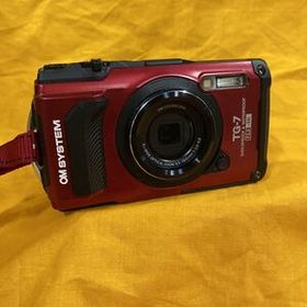 OM SYSTEM Tough TG-7 レッド 美品 動作確認済 本体 バッテリー 64GBメモリーカード セット F2.0 4K 防水 防塵 耐衝撃 タフ デジタルカメラ