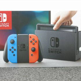 ニンテンドー Nintendo Nintendo Switch Joy-Con (L) ネオンブルー/ (R) ネオンレッド HAC-S-KABAA 【中古】