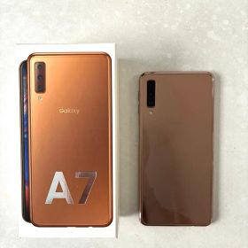 Galaxy A7 ゴールド 動作確認済み 画面ひび割れあり