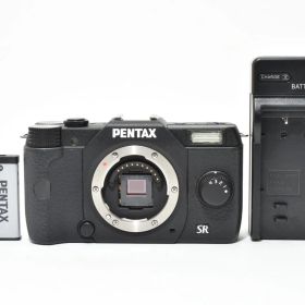 超美品 ペンタックス Q10 ミラーレスデジタルカメラボディ シャッター回数128 ブラック Pentax 462
