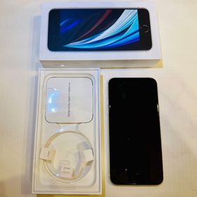 アップル(Apple)のアップル iPhoneSE 第2世代 64GB ホワイト SIMフリー(スマートフォン本体)