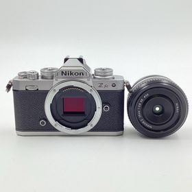 ニコン(Nikon)の【全額返金保証】【最速発送】Nikon デジタル一眼 Z fc 28mm f/2.8 Special Edition キット [シルバー] シルバー 美品 動作確認済(デジタル一眼)