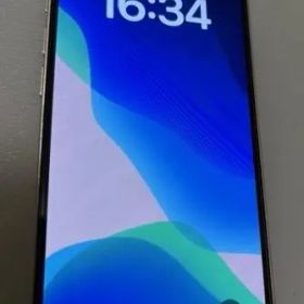 iPhone 13 128GB - スターライト - Simフリー