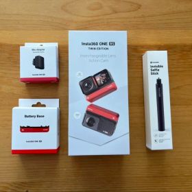 Insta360 ONE RS＋付属品