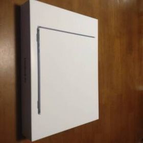 MacBook Air 13インチ M4 チップ MW123J/A CPU ： Apple M4 10CPU 8GPU 色 : ミッドナイト