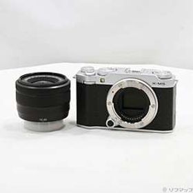 〔中古品〕 FUJIFILM X-M5 XC15-45mmレンズキット シルバー〔中古品〕 FUJIFILM X-M5 XC15-45mmレンズキット シルバー
