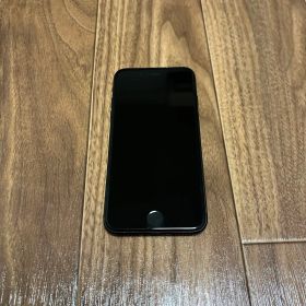 【美品】Apple iPhone7 128GB ブラック simフリー