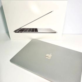 MacBook Pro 13インチ 2017 箱付き
