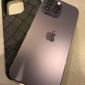 Apple iPhone 14 Pro Max 新品¥82,400 中古¥72,388 | 新品・中古の