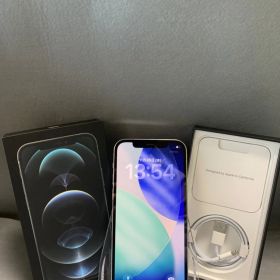 超美品 国内版 SIMフリー iPhone12 Pro 512GB シルバー色