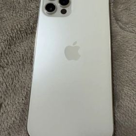 Apple iPhone 12 Pro 白