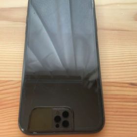 Apple iPhone XR ブラック 本体 ひび割れあり