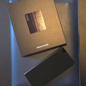 【最終値下げ】Galaxy Z Fold 5 ブラック 本体 au版 256GB