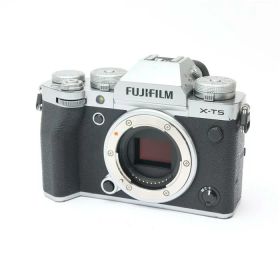 【中古】 《並品》 FUJIFILM X-T5 ボディ シルバー [ デジタルカメラ ]