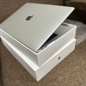 Apple MacBook Air 2020 i7-16GB オフィス付き US