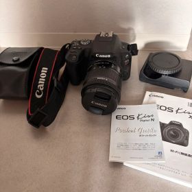 Canon EOS Kiss X9 一眼レフセット+ストロボ【説明書付きキャノン