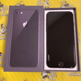 iPhone 8 Space Gray 64 GB au ロック解除済