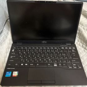 【値引き中】富士通 LIFEBOOK UH90/B3 ノートPC