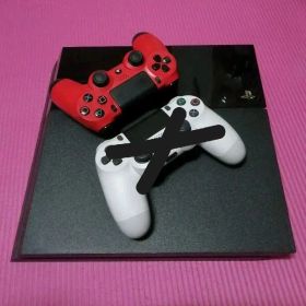 ps4本体 コントローラー2台 ソフト4本