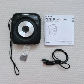 FUJIFILM instax SQUARE SQ10