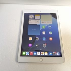 iPad 10.2インチ 第8世代 Wi-Fi 32GB No356 バッテリー90％