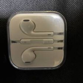 【新品未開封】Apple 純正イヤホン 3.5mm 有線 クリアケース入り EarPods型 iPhone 正規品 送料無料