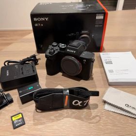 【極上品】SONY α7R IV ILCE-7RM4／シャッター少・防湿庫保管