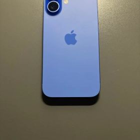 Apple iPhone16 ウルトラマリン