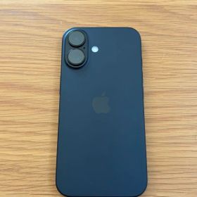 【美品】iPhone16 128GB ブラック本体（高品質ケース付き）