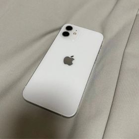 iPhone 12 ホワイト