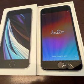 iPhone SE2 第二世代64GB SIMフリー白 87%